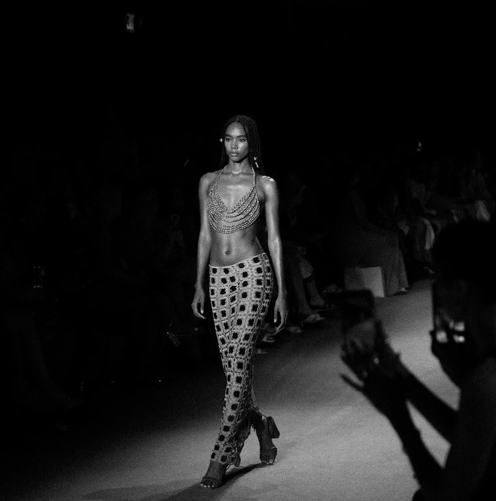 Desfile — preto e branco